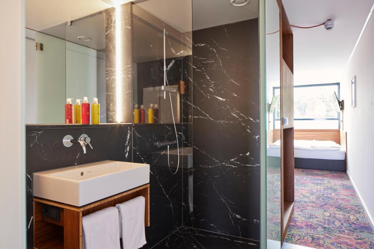 Tin Inn Montabaur L Einfach Gut - Das Hotel Aus Hochwertig Ausgebauten Ueberseecontainern Eksteriør bilde